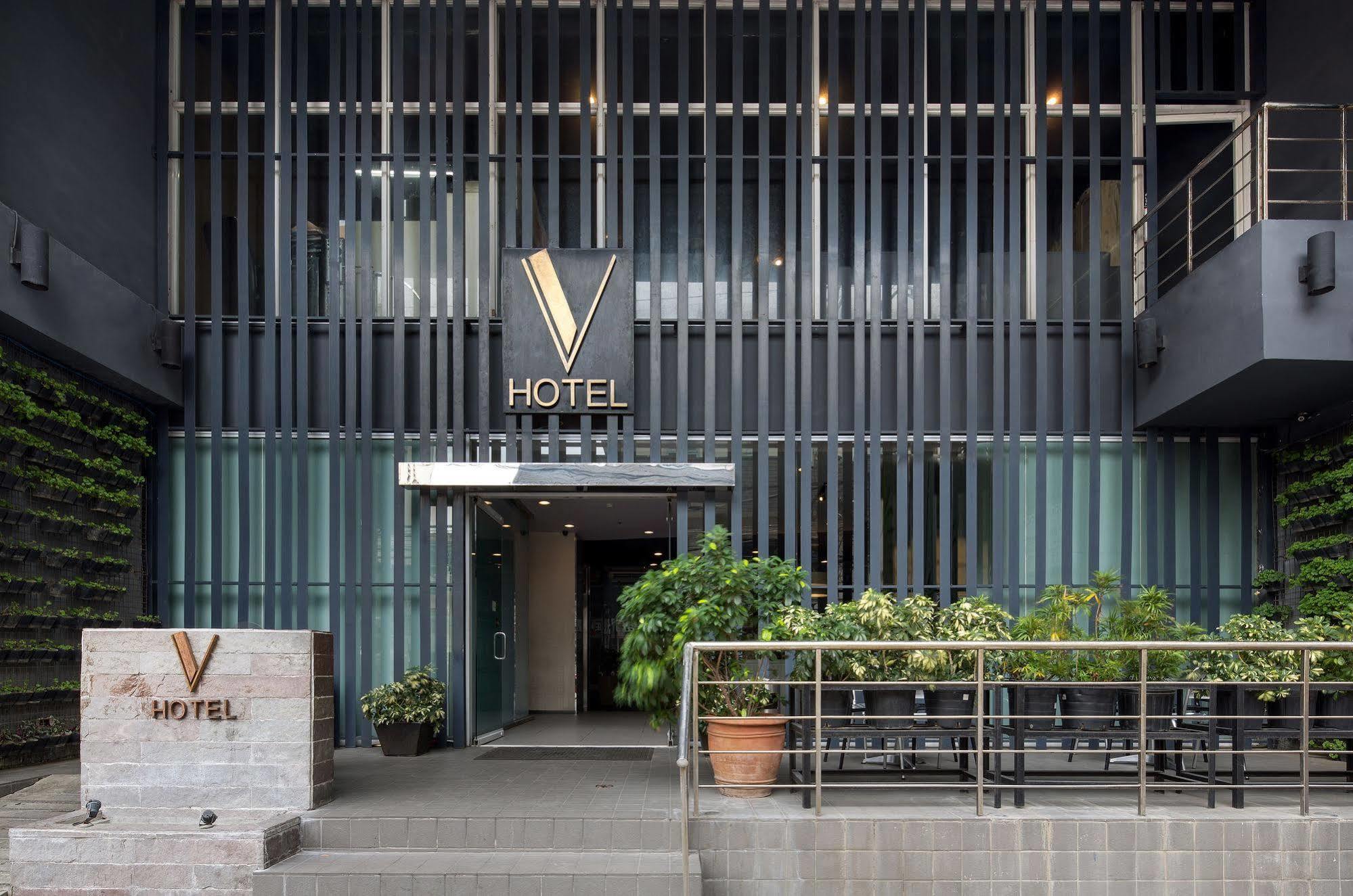 V Hotel Manila Exteriér fotografie